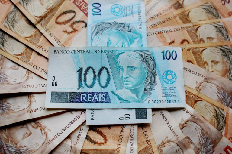 dolar-brl-20260813-3