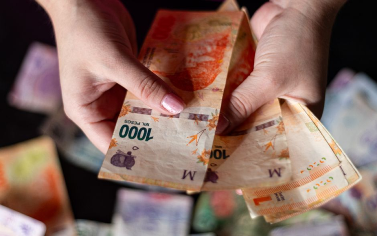 dolar-clp-20260825-1