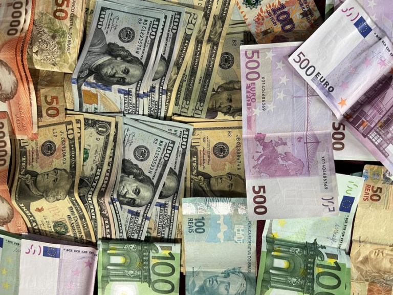 dolar-clp-20260826-1