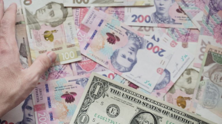 dolar-dop-20260825-1