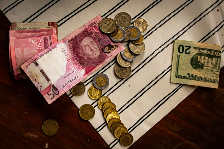 dolar-pen-20260826-1